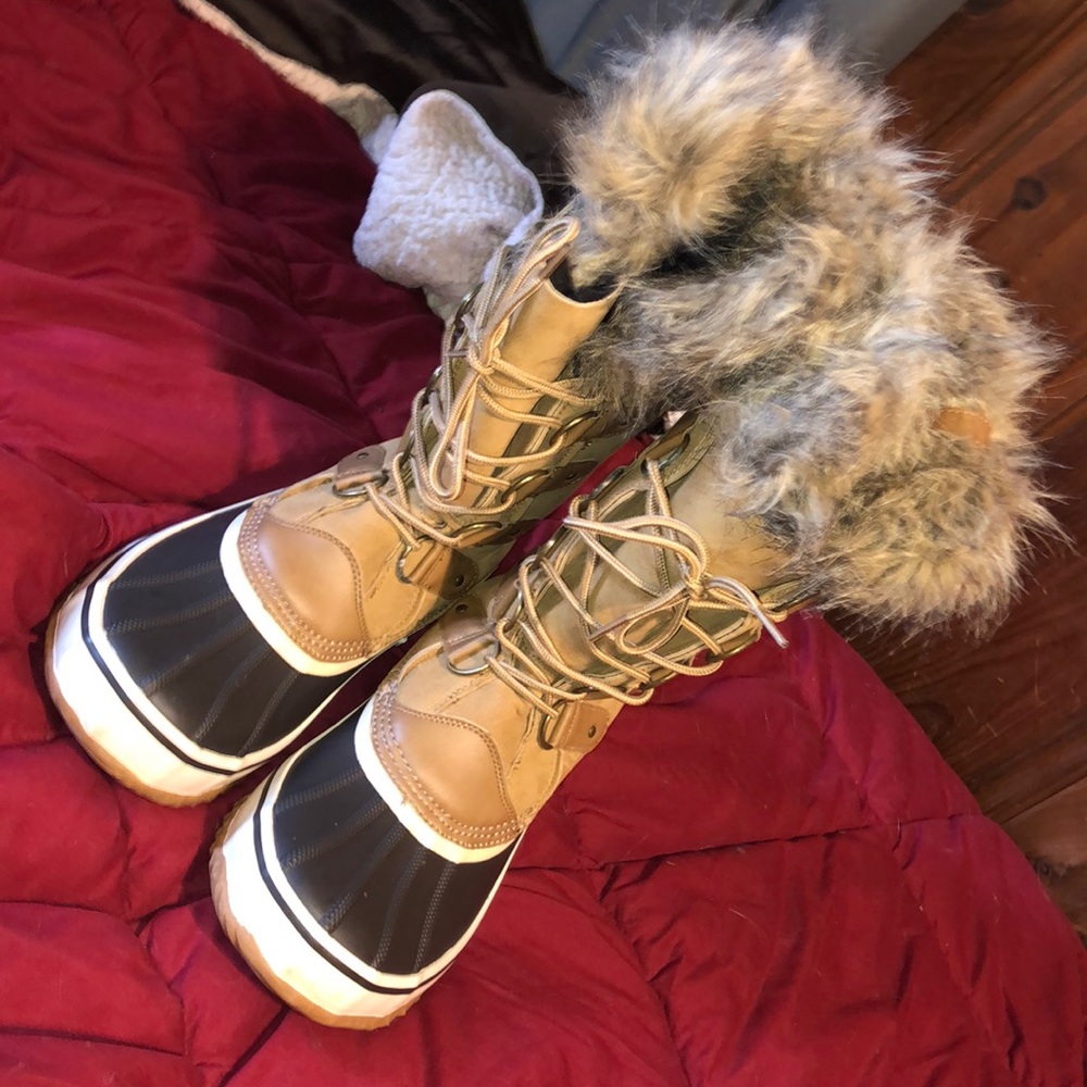 Winter boots